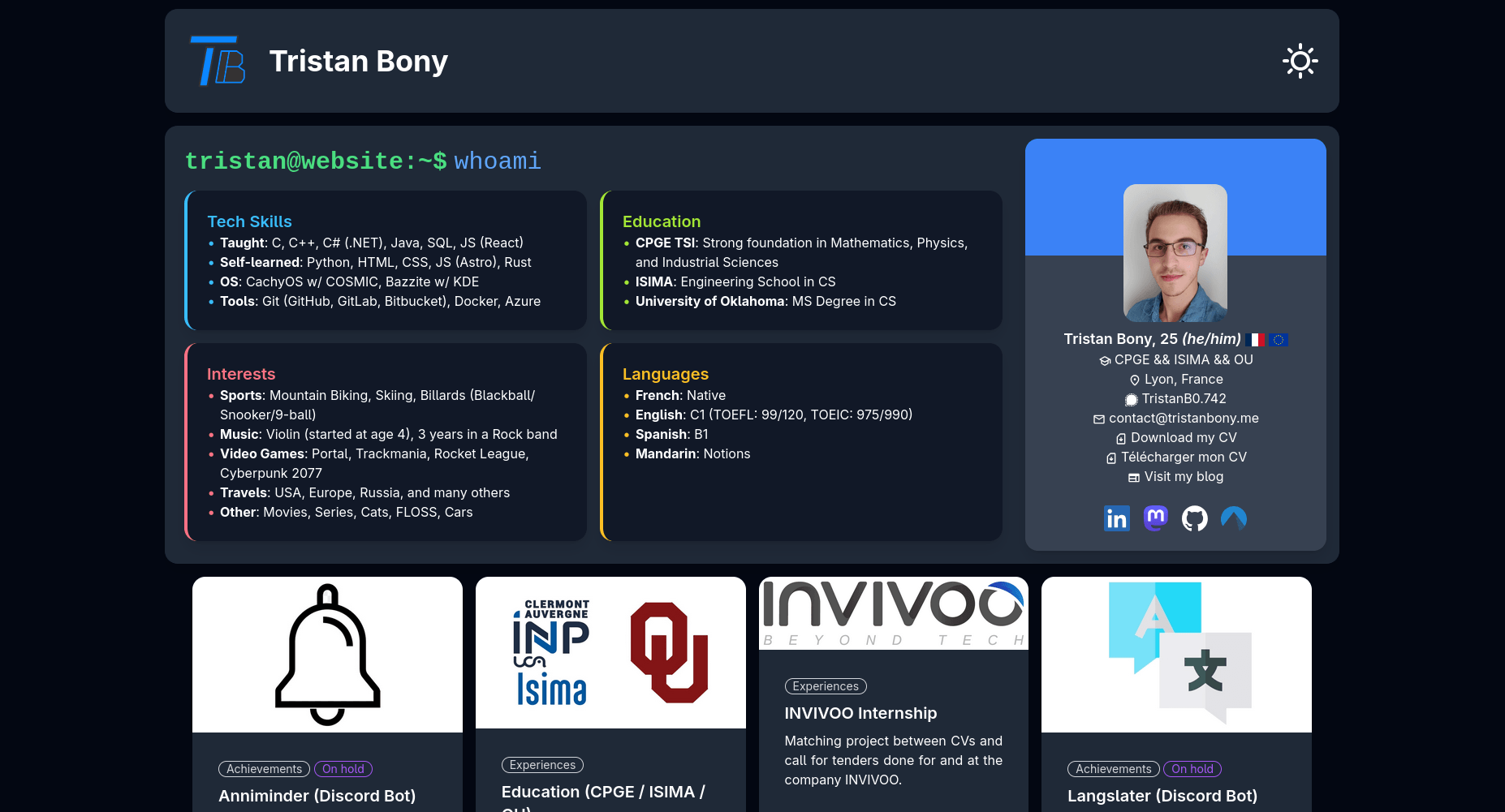 My website screen in dark mode